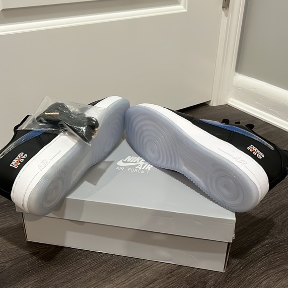 Brand new Nike Air Force one and kit collaboration - Picture 6 of 6
